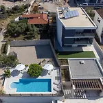 Casa de Férias Sun Gardens Šibenik