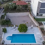 Holiday home Sun Gardens *